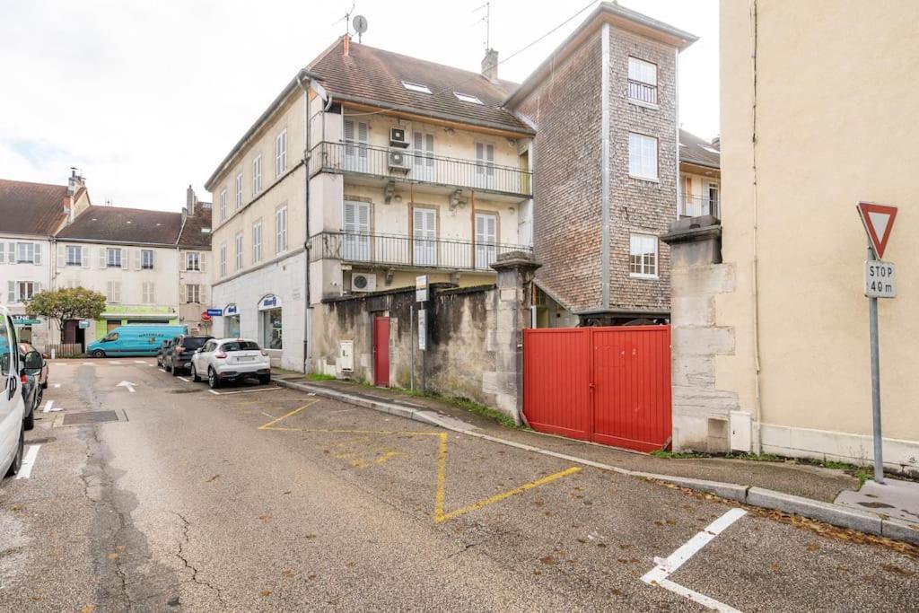 Superbe Appartement Avec Parking Gratuit Лон-ле-Соньє Екстер'єр фото